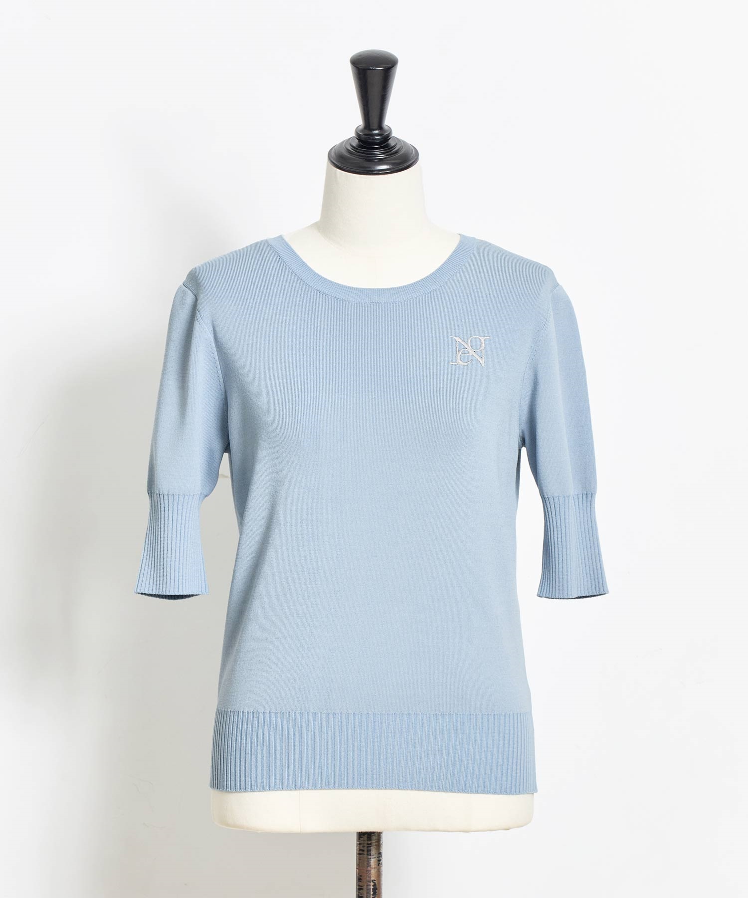 ロゴ刺繍クルーネックニット | ニット | NOELA OFFICIAL WEB STORE