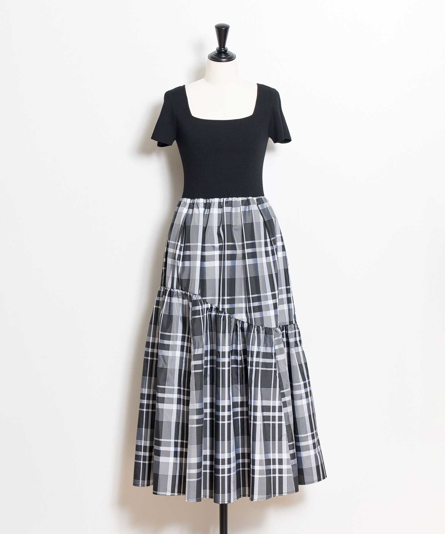 タフタドッキングニットワンピース | ニットワンピース | NOELA