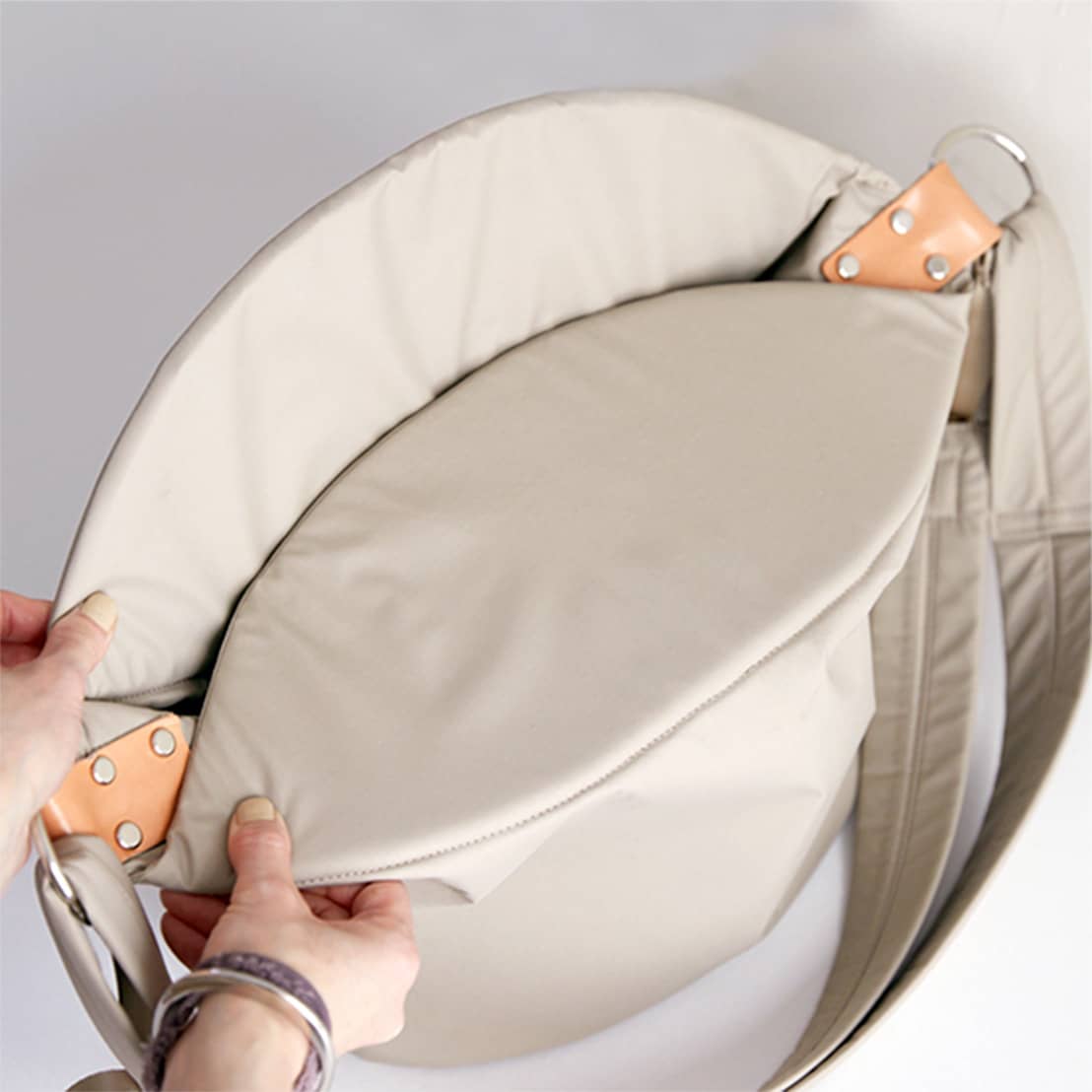 PRODUCTS - ファッション×抱っこバッグ・N/ORN（ノルン） 20kgまでOK