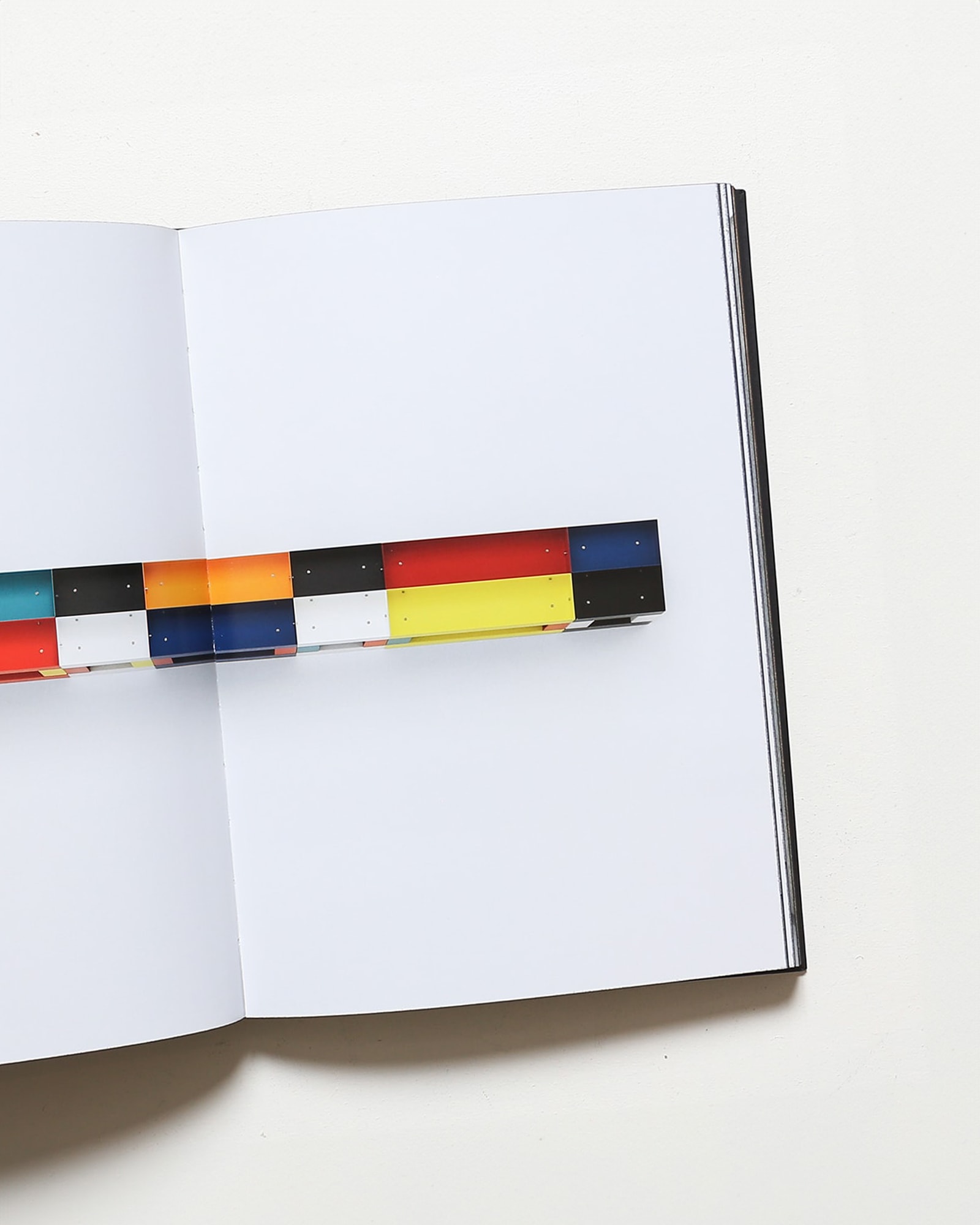 Donald Judd: Artworks 1970-1994 | ドナルド・ジャッド | nostos