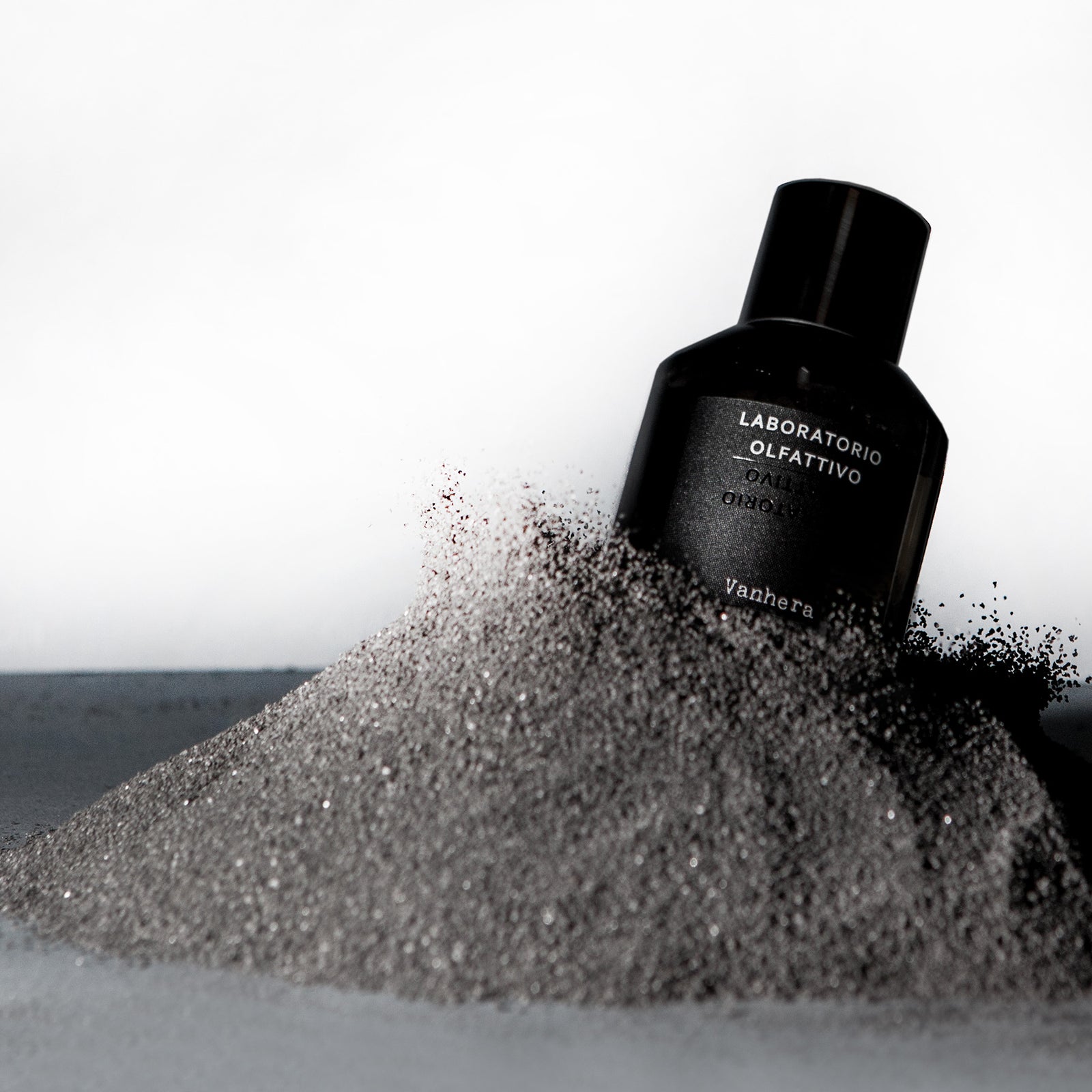 LaboratorioOlfattivo_VANHERA_1