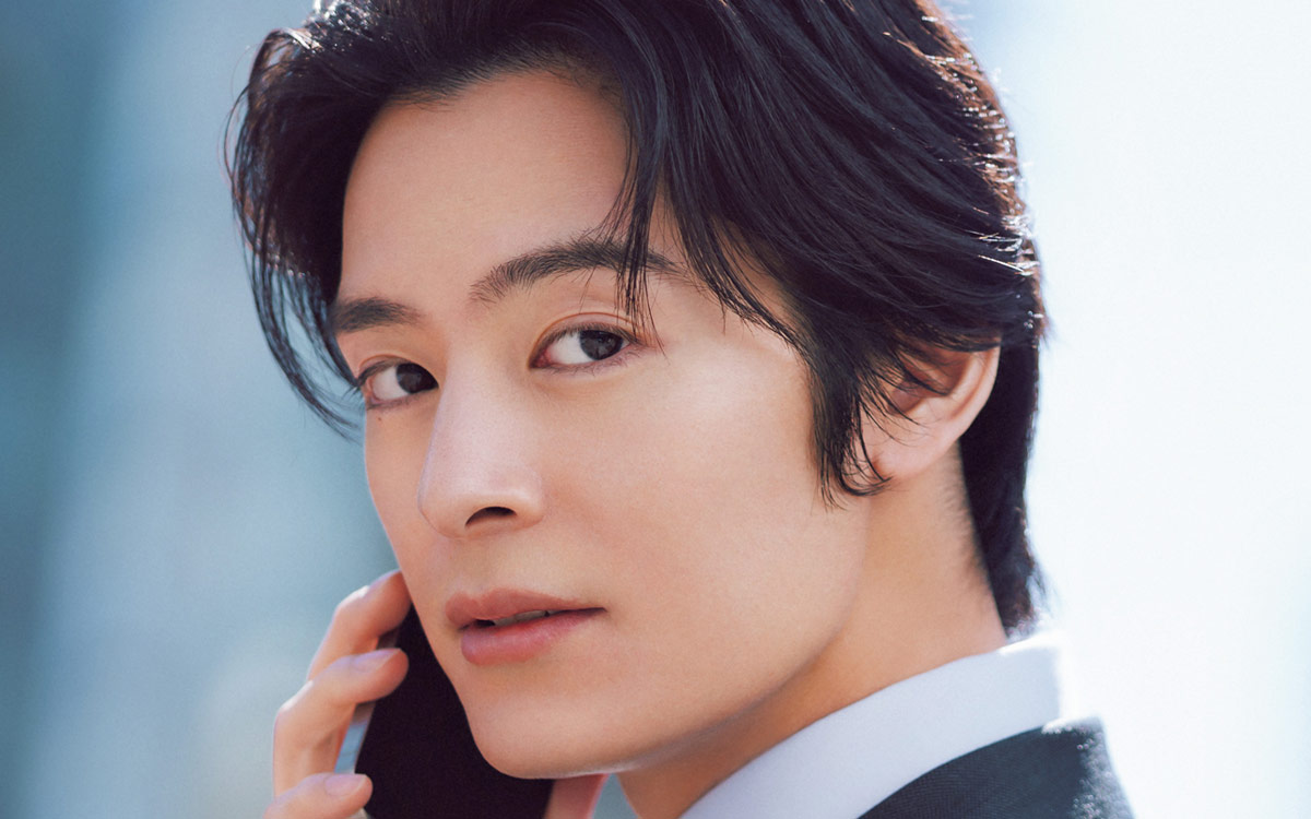 塩野瑛久が、あなたの身近で働いていたら!? Oggi人気連載で