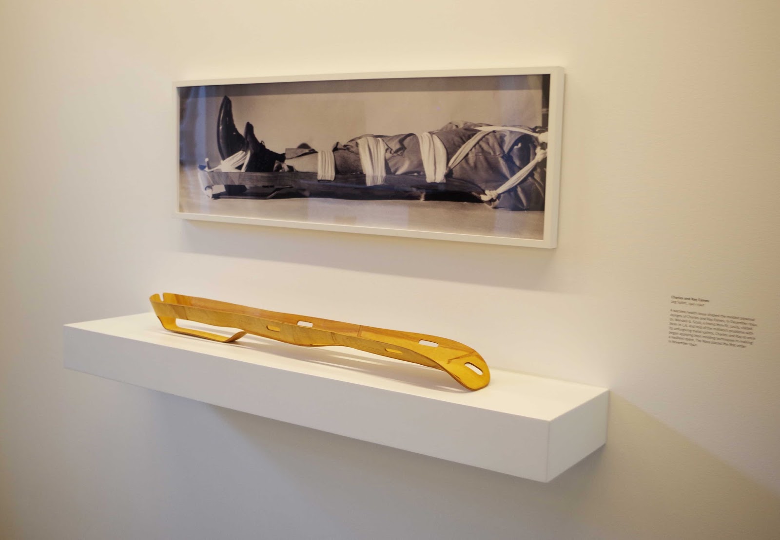 イームズ夫妻による最初の製品【イームズレッグスプリントとは