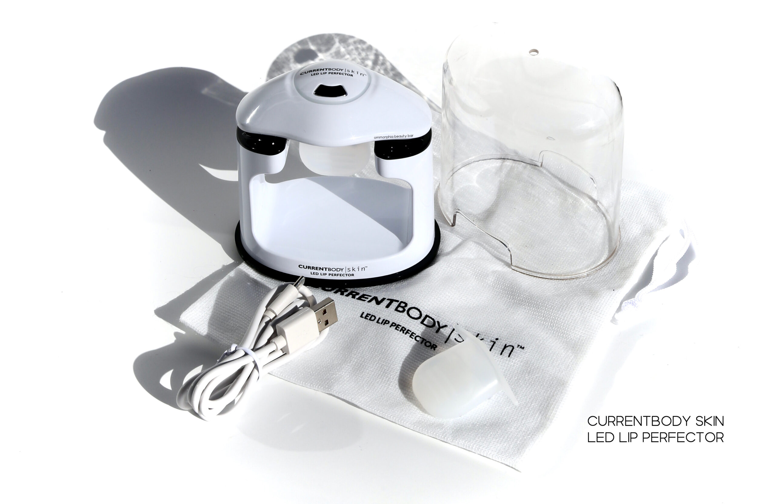 CurrentBody LED Light Therapy Mask, LED Lip Perfector & Skincare