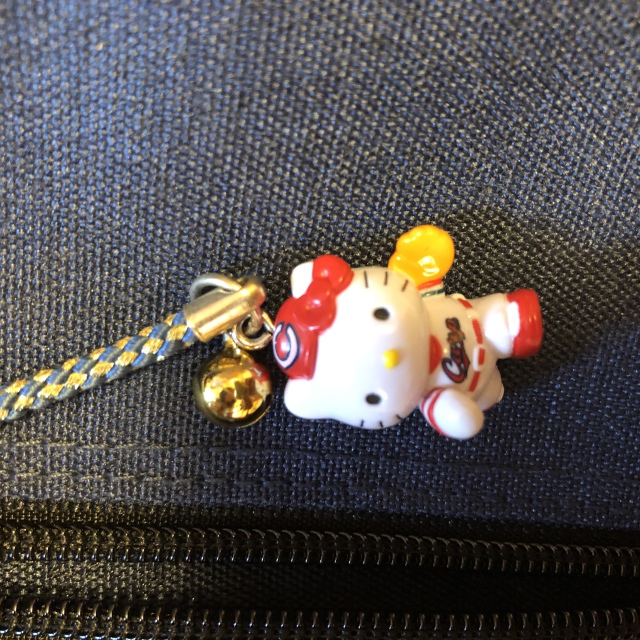 ハローキティ ご当地ストラップ 広島限定 カープ-広島県|広島のお土産