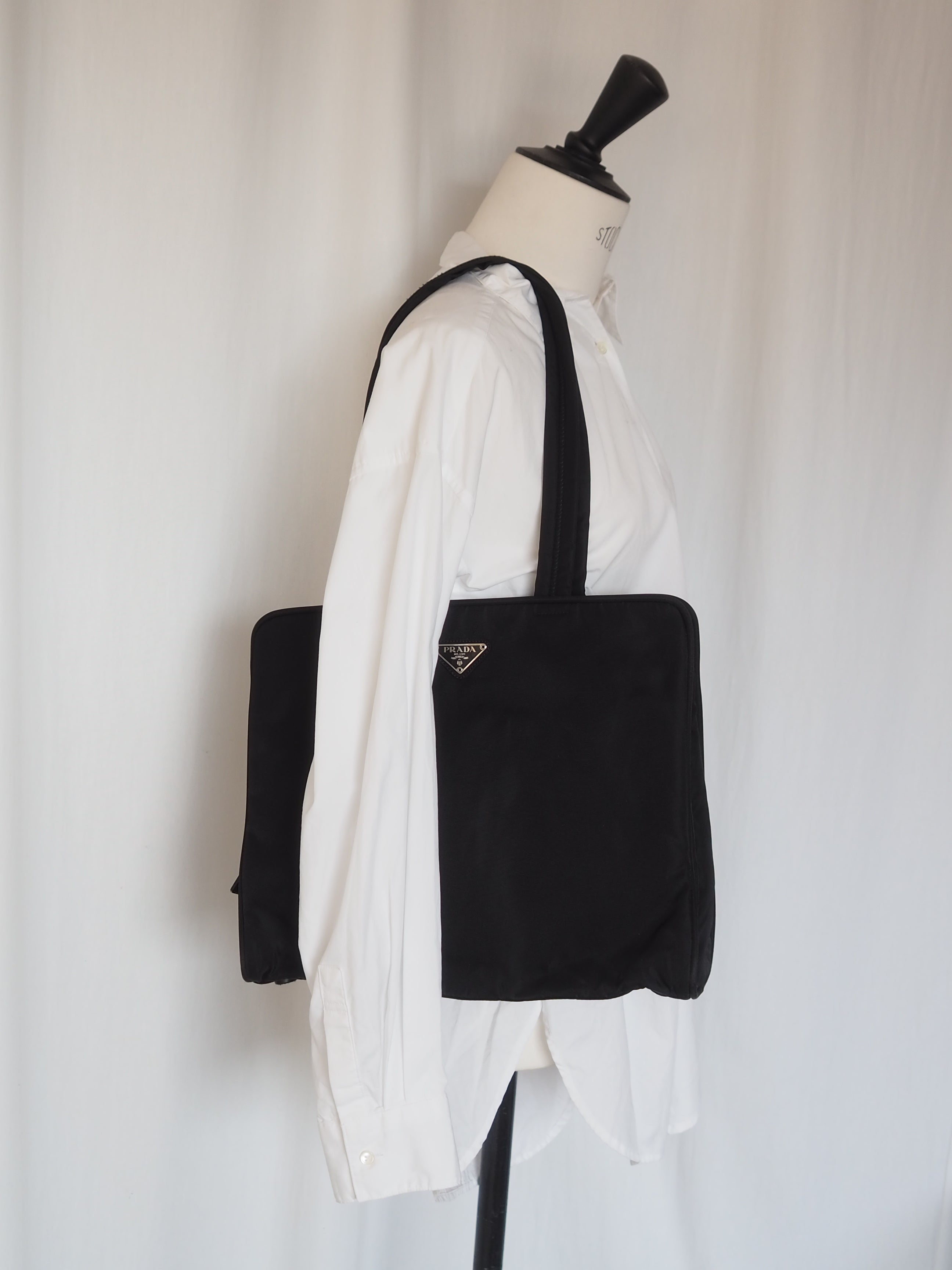 PRADA プラダ ヴィンテージ ナイロン 三角ロゴ ハンド ショルダー