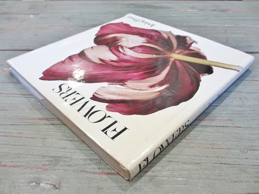 FLOWERS / Irving Penn アーヴィング・ペン | ON THE BOOKS