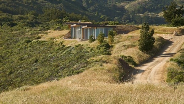 Carved into the Big Sur landscape: Dani Ridge House