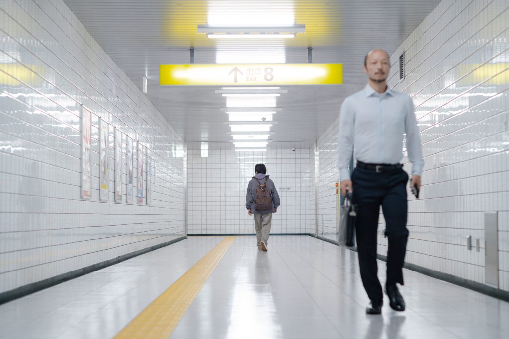 二宮和也主演映画『8番出口』。川村元気監督が明かす人気ゲームを実写