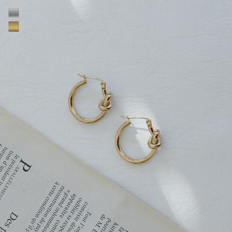 ノットデザインフープピアス』◇