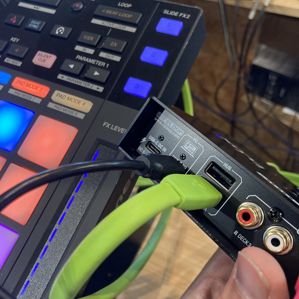 RELOOPから救世主！Serato DJ Pro専用インターフェース「FLUX」徹底