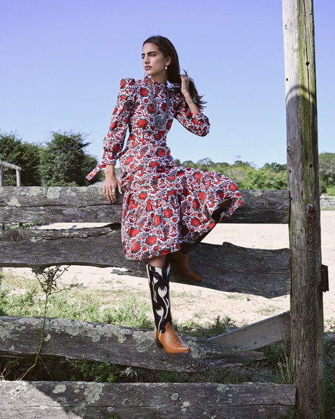 Dolly Navy | Over The Moon