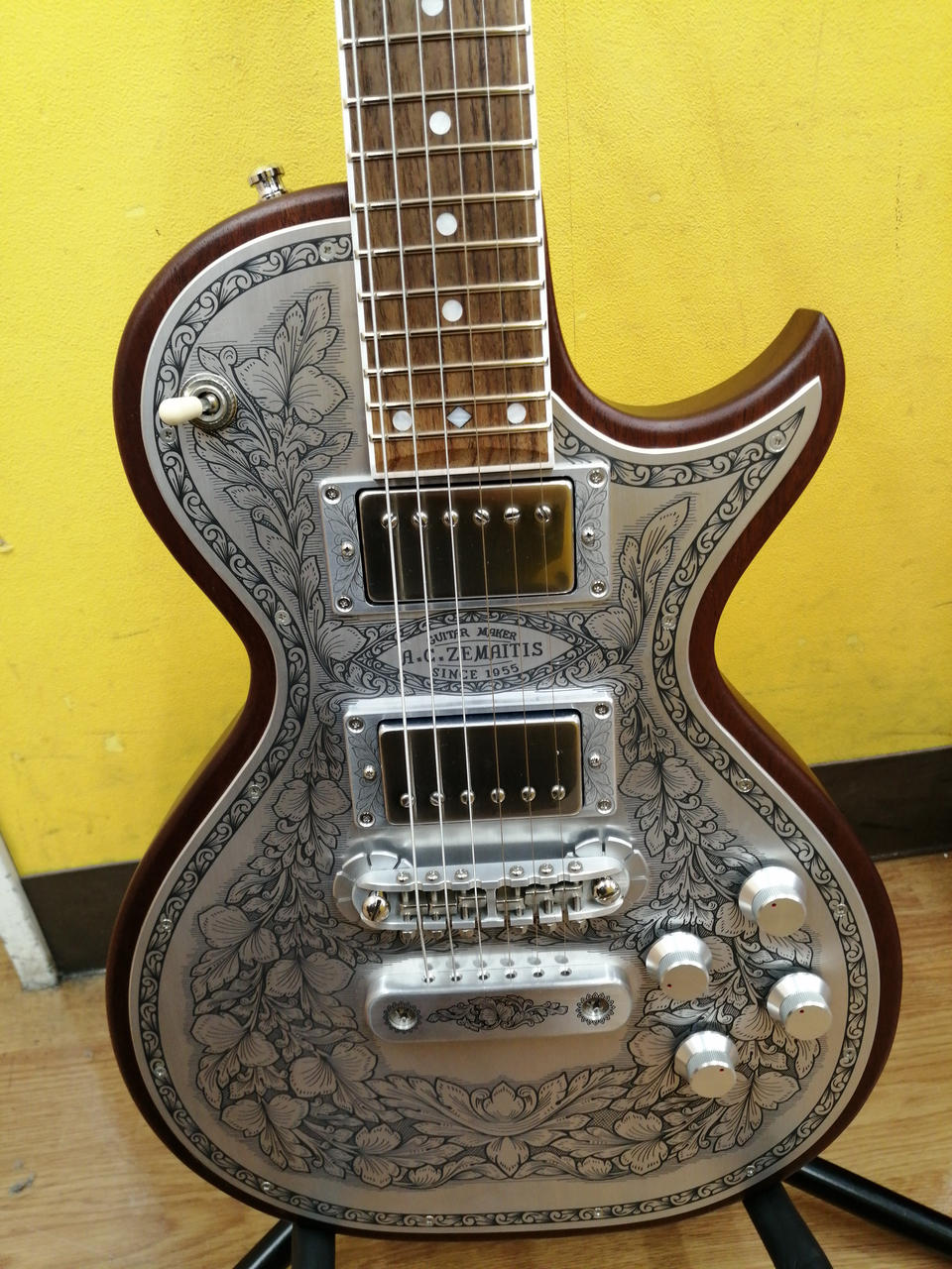 ZEMAITIS|エレキギター|【ハードオフ公式通販】オフモール