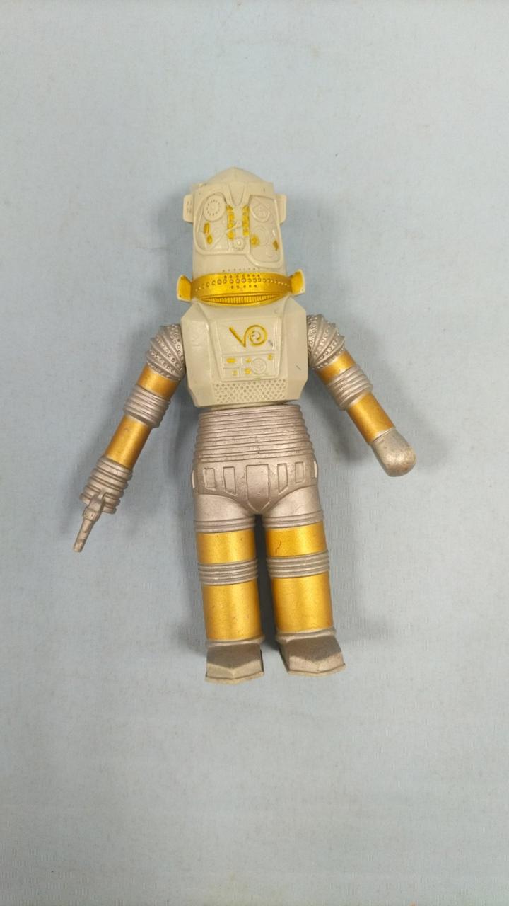 バンダイ(BANDAI)|ウルトラ怪獣シリーズ ユートム|【ハードオフ公式