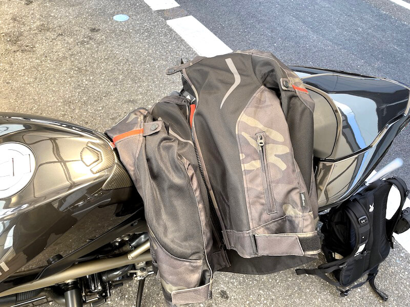 名品の予感…！「レブイット トルク（Rev'it Torque）」インナー付き