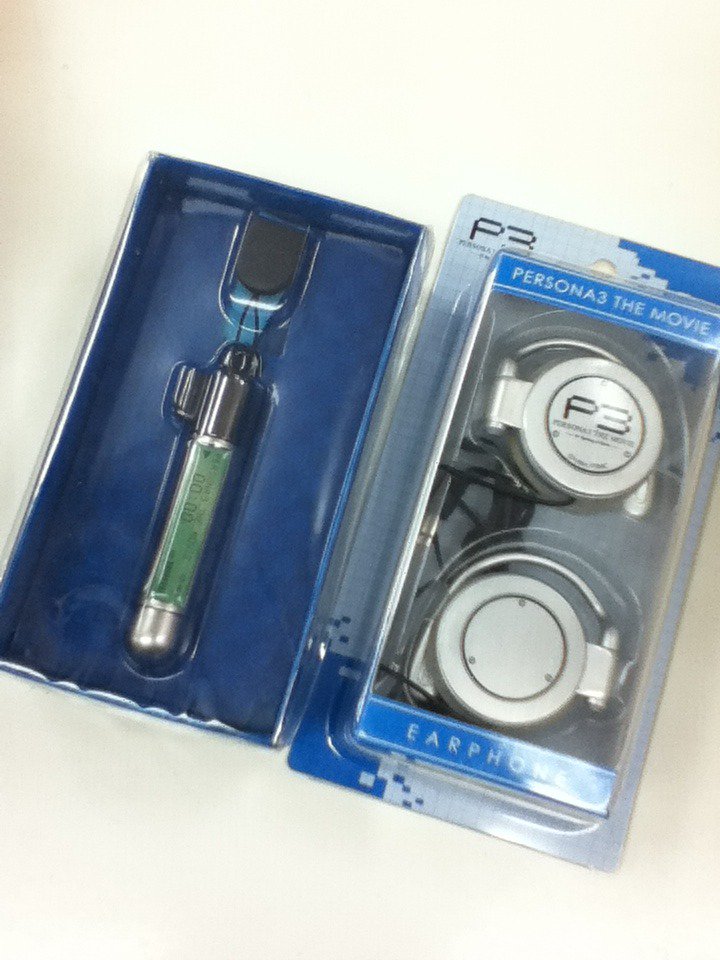 PERSONA3 THE MOVIE MP3風メタルオーナメント/イヤホンの入荷です