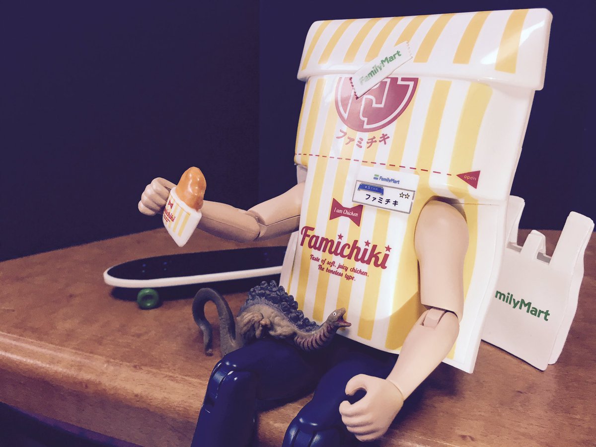 ファミチキ先輩 - posfie