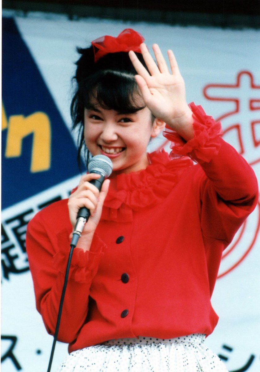 1989.4.16 天満橋松坂屋屋上 「しあわせプロローグ」デビュー発表会