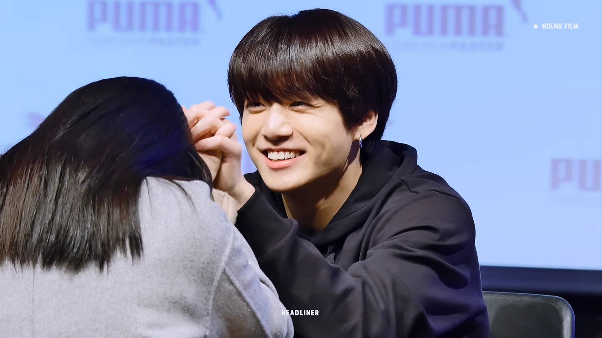 0408 PUMA×BTS サイン会‐防弾少年団 ジョングク ] サイン中カム