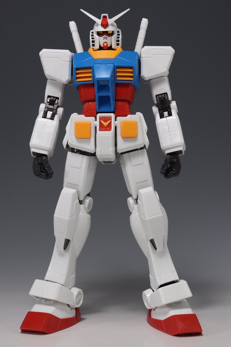 METAL IN FRAME 945SH G Ver.GP30th RX-78-2ガンダム 2010年9月に登場