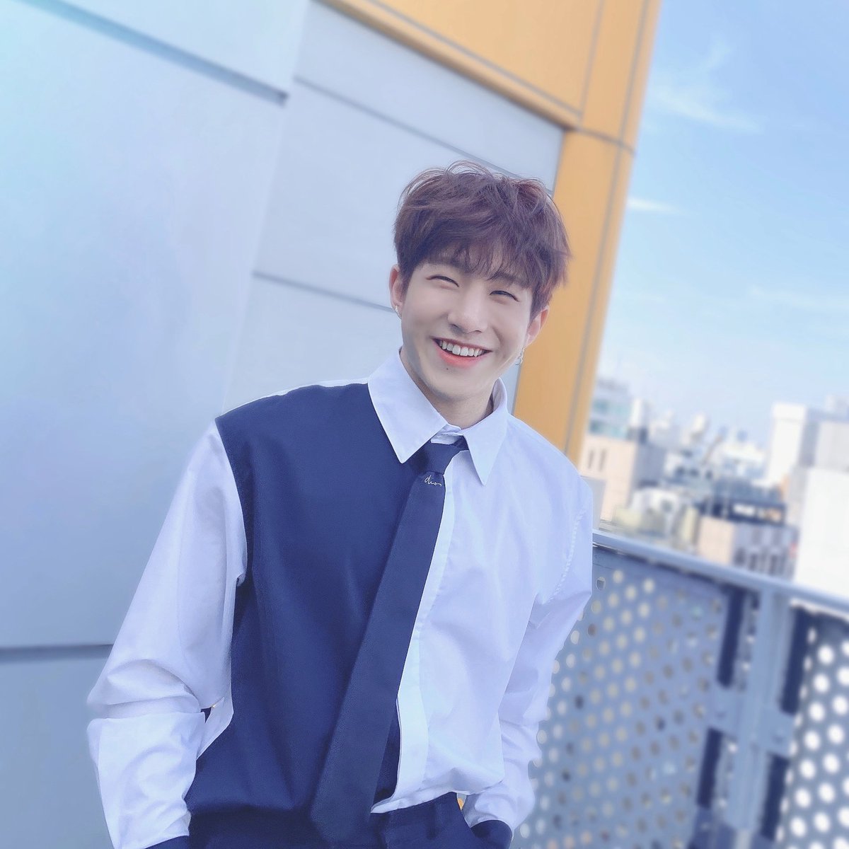 ASTRO Behind📸] ジンジンの彼氏感写真 #ASTRO #アストロ #JINJIN