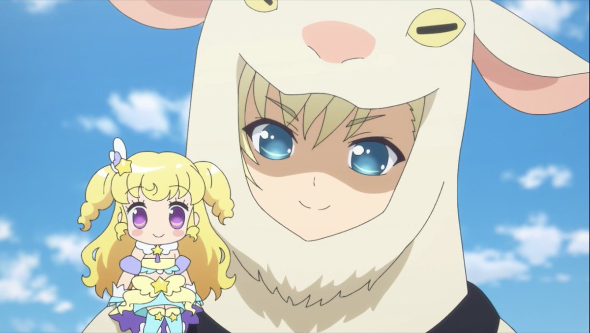 ショウらぁ一緒に立っている。 羊姿のショウゴとミニゆいは本当に