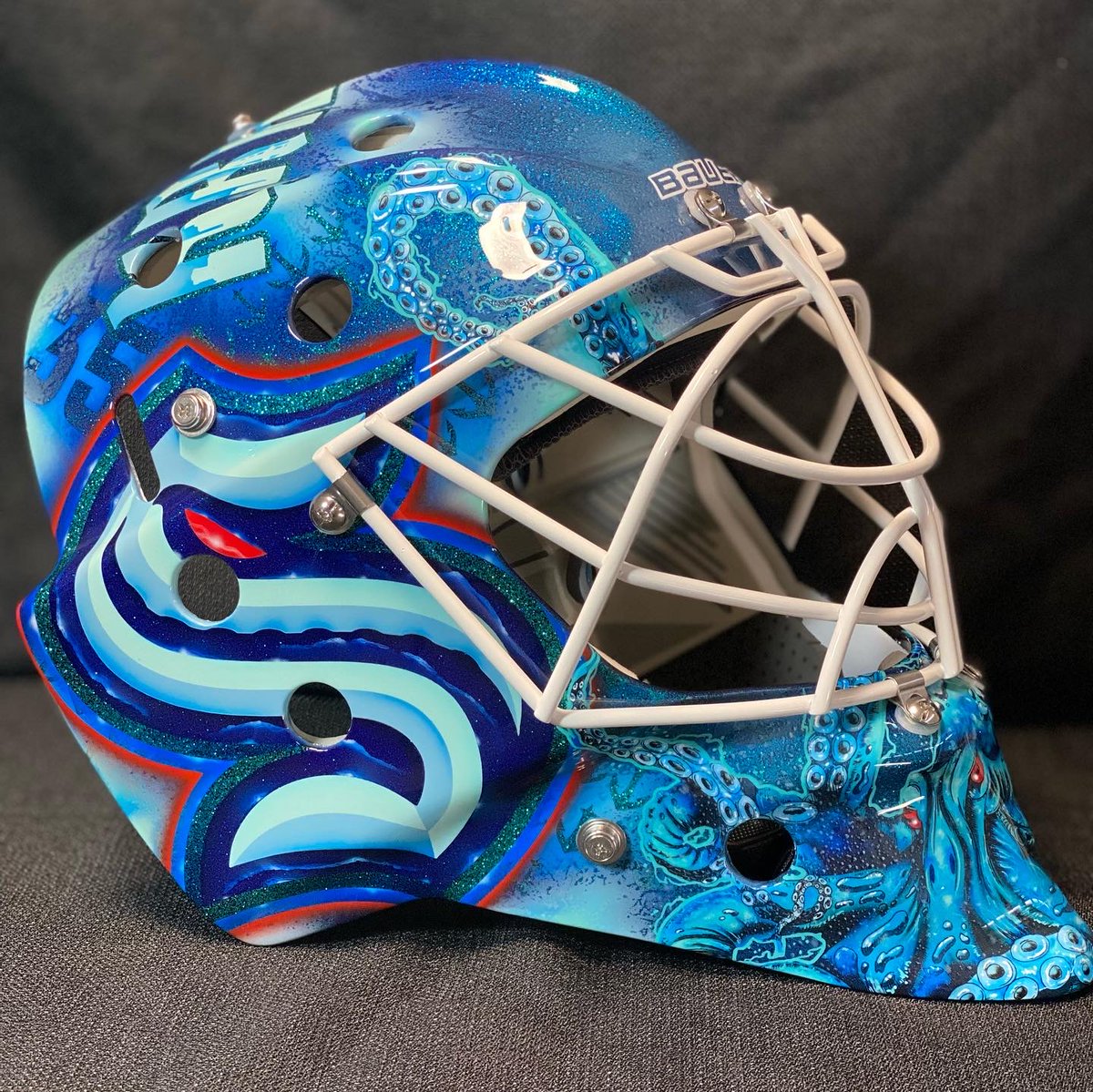 Joey Daccord's (@JDac35) new mask for the 2022-23 season is
