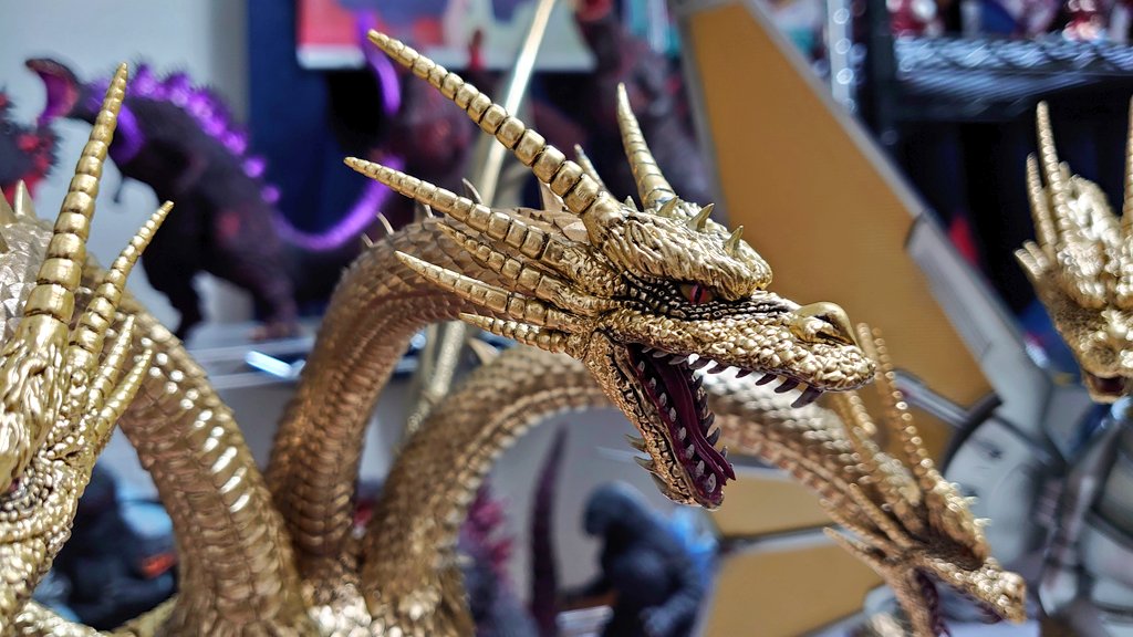 一番くじのA賞キングギドラ、B賞メカキングギドラを開封！ 当初は一回