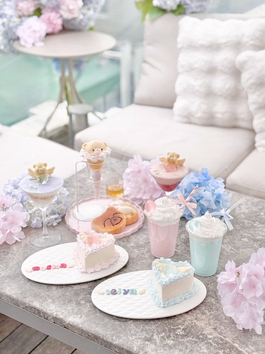 🩵☁️🪽🎀 🧸🫧🩵☁️🪽🎀 🧸🫧 🩵 ＼ピンクと水色の紫陽花テラス