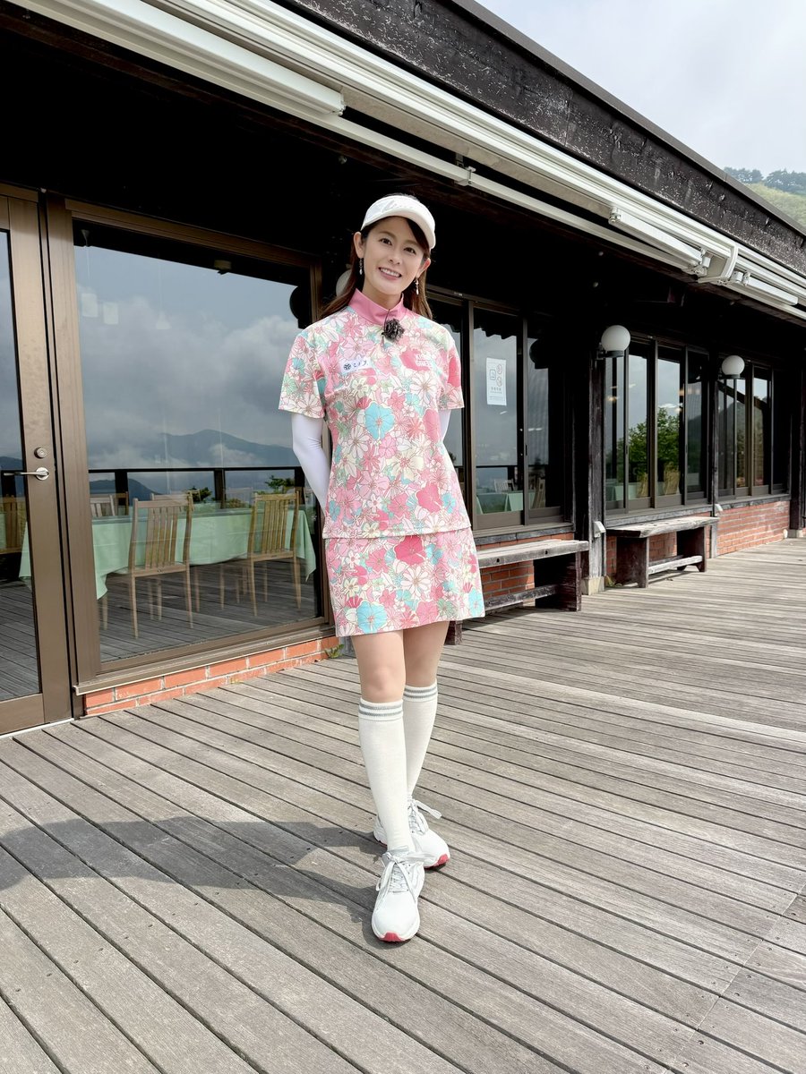 今回の衣装🏌️‍♀️ ⁡ ウェアは @kissonthegreen ❤️ ピンクの花柄