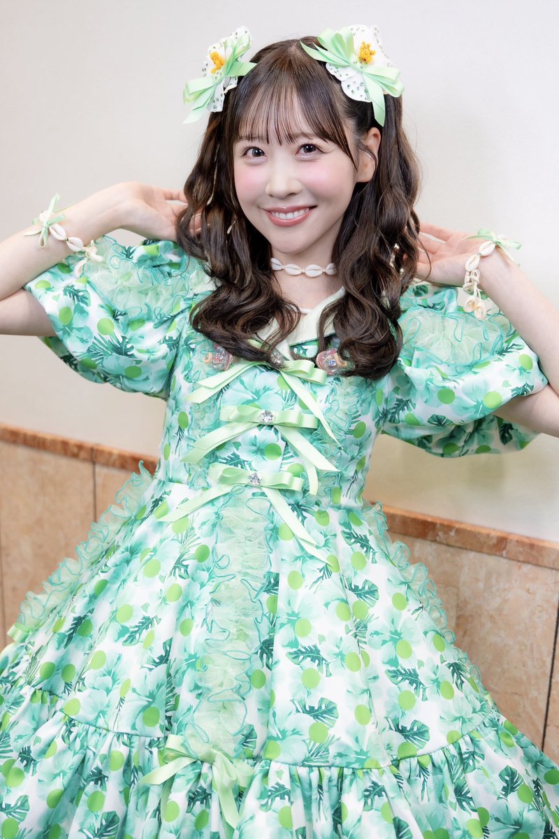 FRUITS ZIPPER 新衣装 解禁】 TUBE × FRUITS ZIPPER 『ファミリー