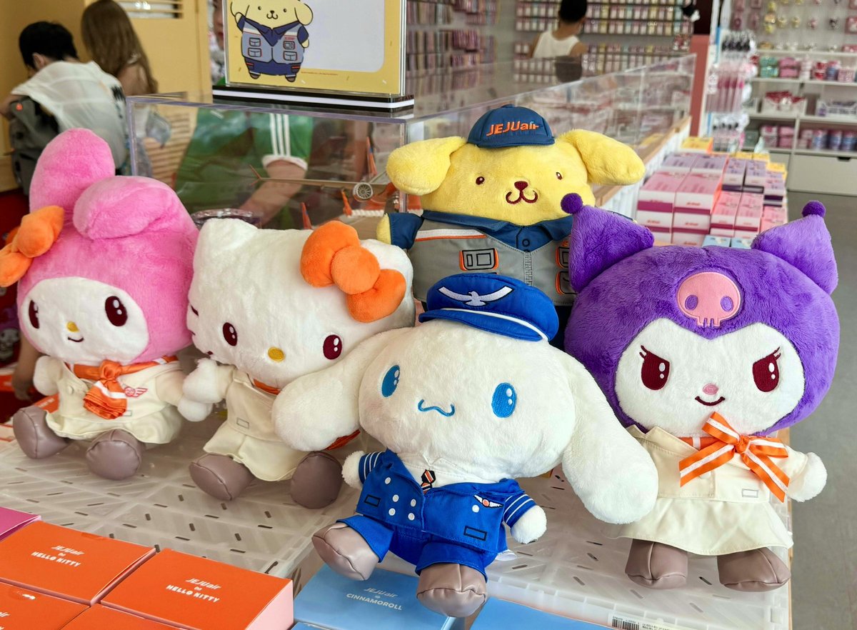 済州島のお土産買うならここ🍊 チェジュ航空とサンリオのコラボ