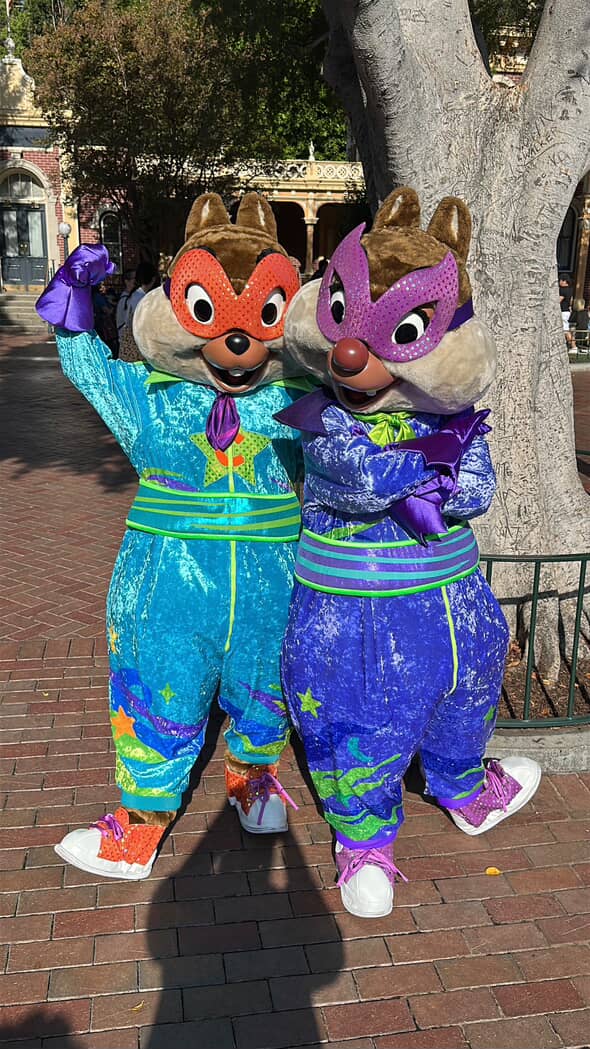 チップとデール：2025ディズニーランドのハロウィーンコスチューム🎃