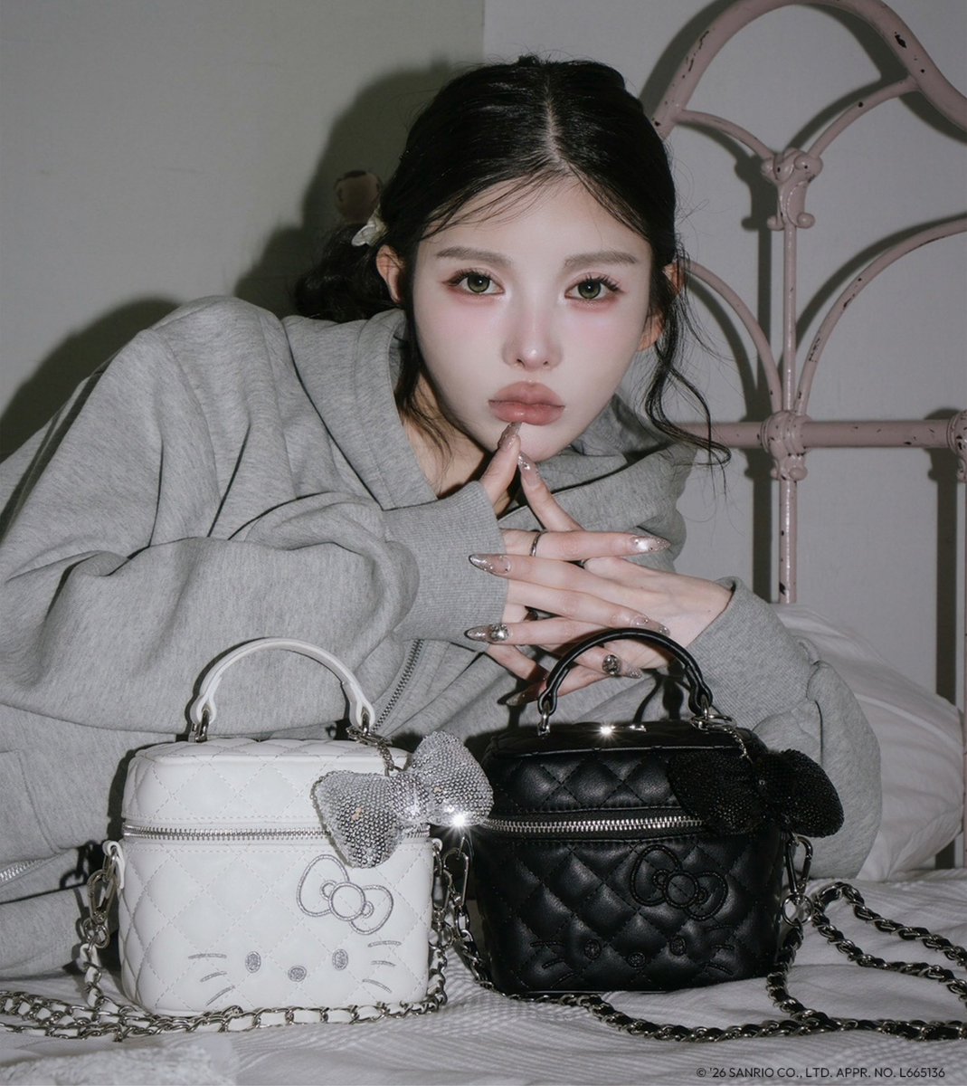 大人気キルティングバッグが、Kittyで特別に。 刺繍フェイス×揺れる