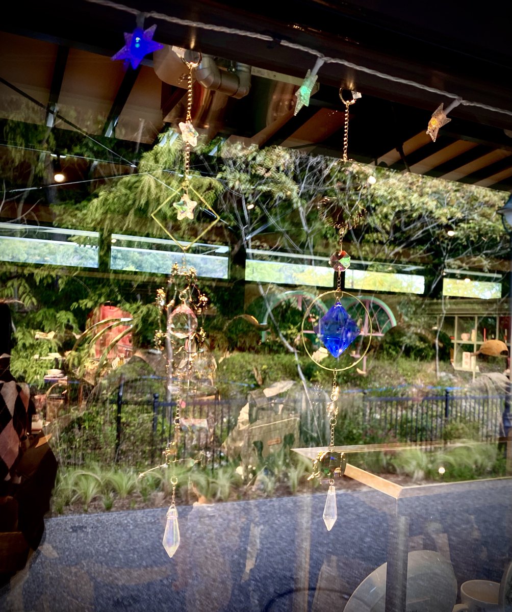 魔女の谷に新グッズ？新商品？出てた！ ハウルとラピュタのサン