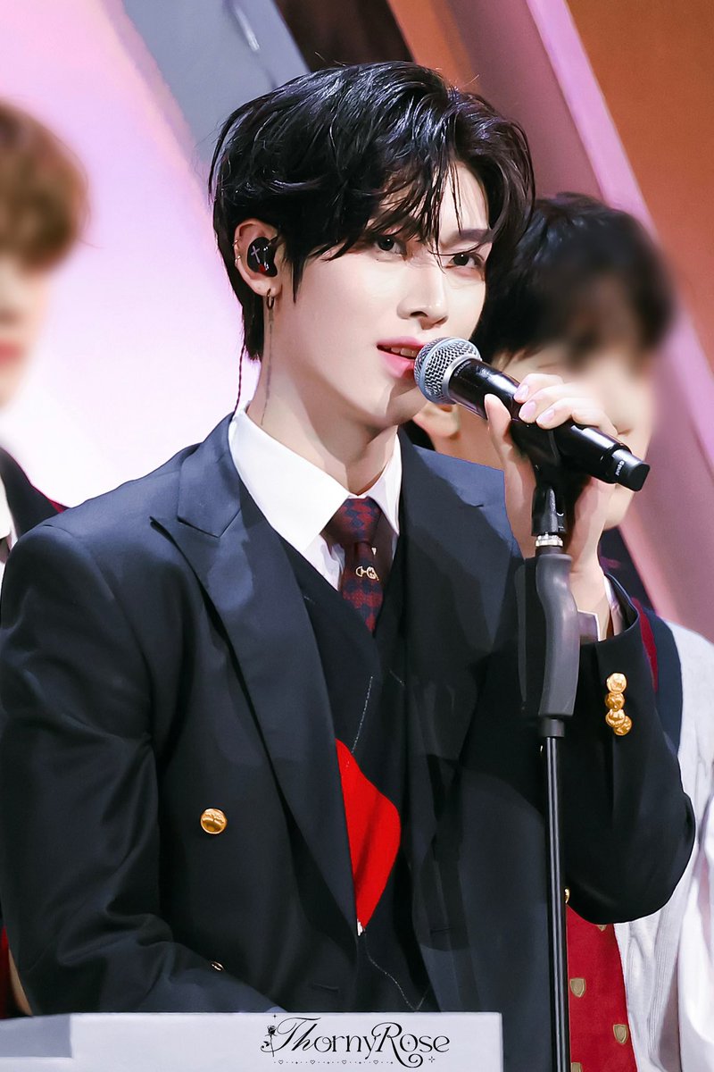 20241227 AAA 👍‼️ #RICKY #리키 #沈泉锐 #リッキー #ZB1