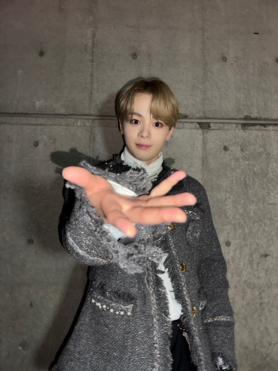 鶴房汐恩] KCON JAPANのJO1のトレカのお守りの絵を僕が描きました