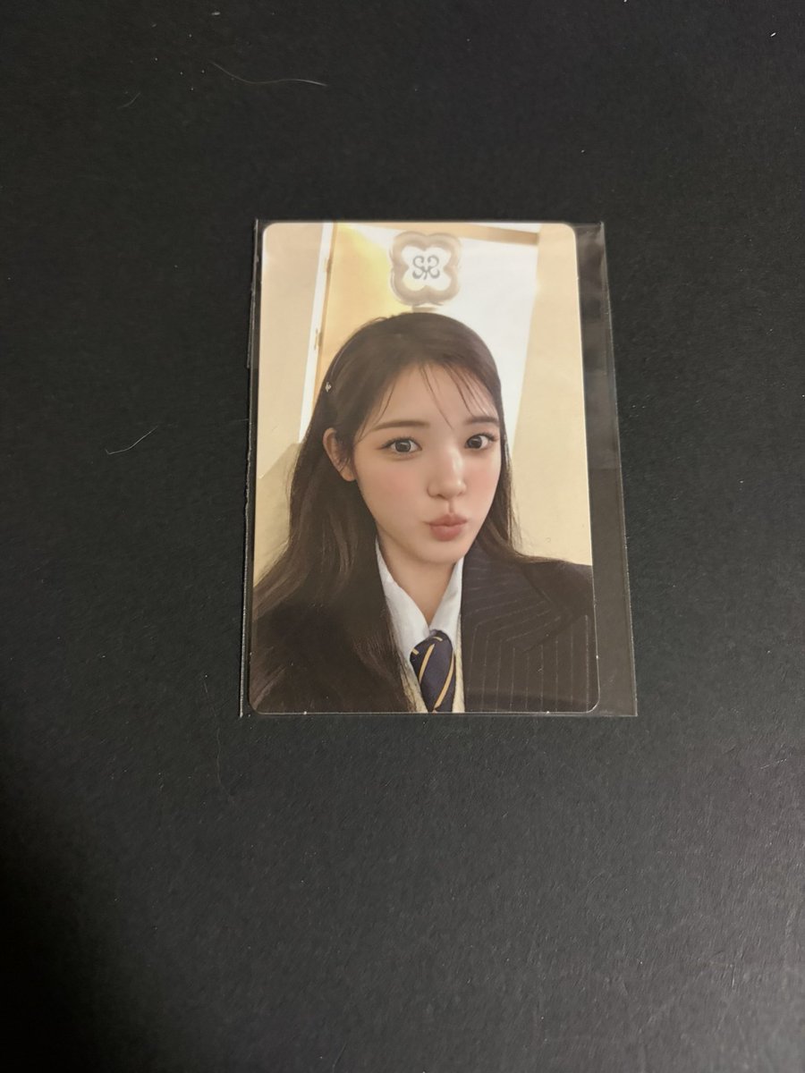 hearts2hearts トレカ交換 ペンライト封入トレカ 譲 ユハ 求 イェオン