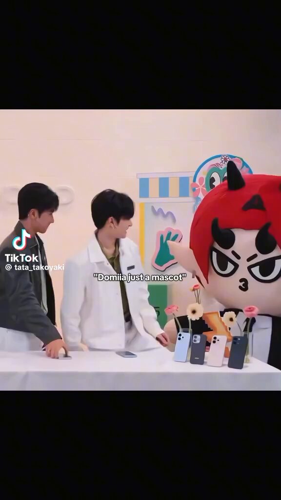 So loving and supportive family - Domiia is PerthSanta's beautiful