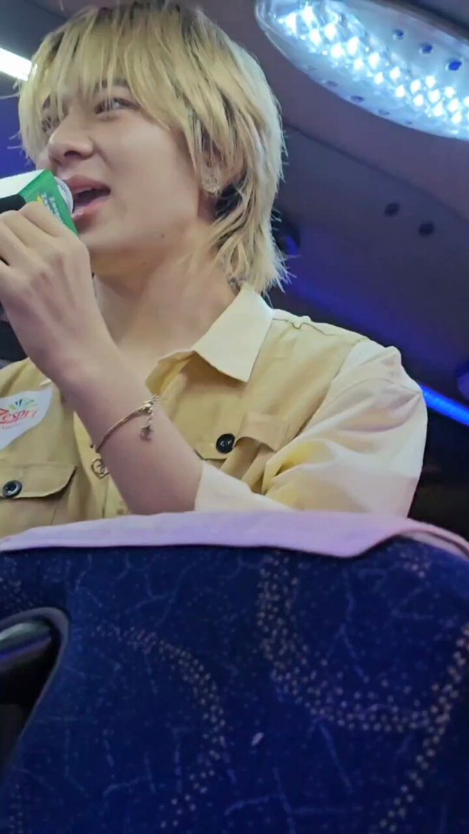 アイドル KIERA ZeeNuNew specialbox アイドル KIERA ZeeNuNew