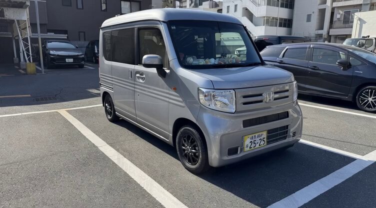 日本12周目！ しゅっぽーつ🚙✈️ 最近の車はすごいね（笑） #AI #空