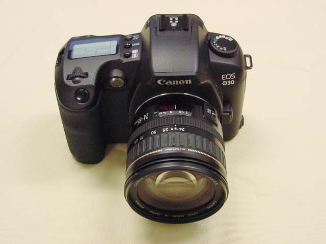 キヤノン EOS D30」ベータ版ファーストインプレッション