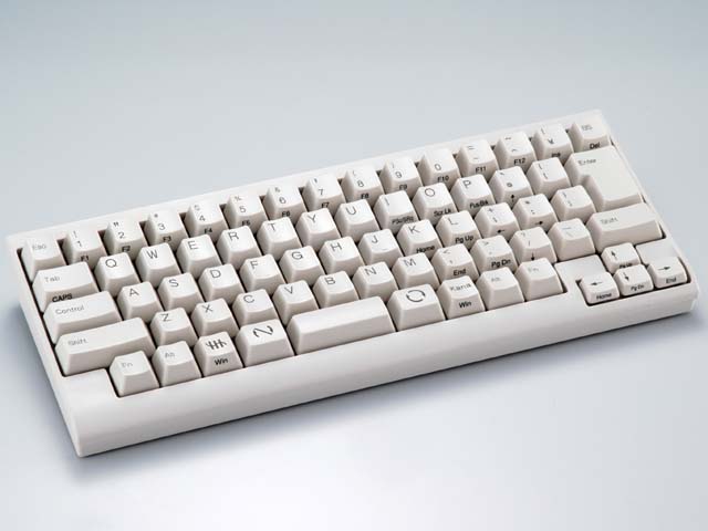 PFU、日本語配列かな無刻印のコンパクトキーボード