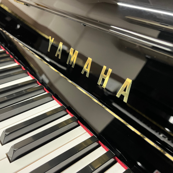 中古》b113SG2 ヤマハアップライトピアノ | 中古アップライトピアノ