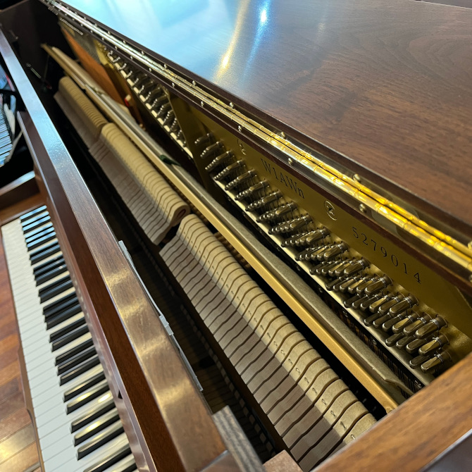 中古》W1AWn ヤマハアップライトピアノ | ご成約済み商品 | 大阪・本町