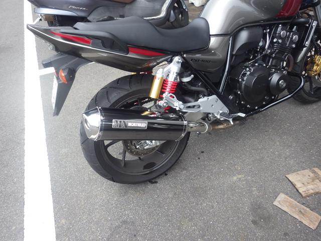ホンダ CB400SF【NC42】 モリワキ サイレンサー交換 スリップオン