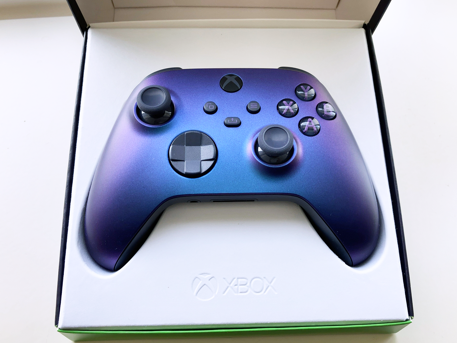 Xbox ワイヤレス コントローラー (ステラ シフト) 買ってみた