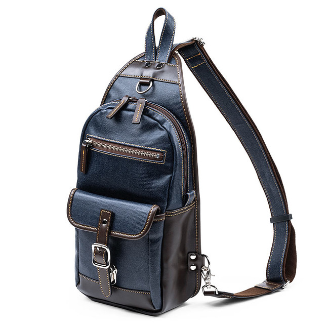 特殊コーティングを施した岡山デニム素材を使用した日本製のボディ