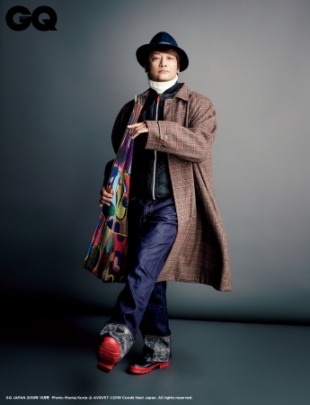 ファッションデザイナー・山本耀司が表紙に初登場。秋冬ファッション