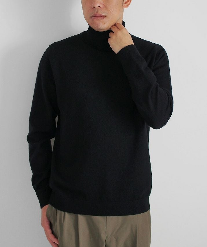 カシミヤ100％メンズタートルネックセーター | Milestone公式